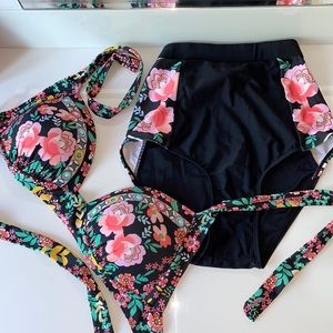 💛💚BIKINI💛💚